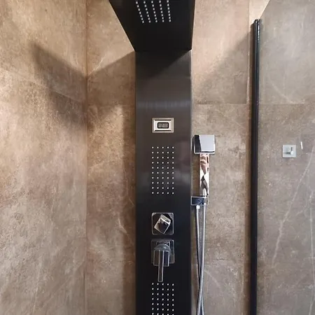 Apartman Acogedor Junto A Calle Betis, Triana-los Remedios